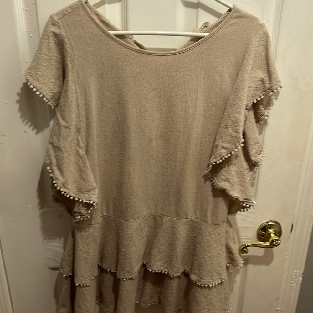 Tan flowy boutique tunic